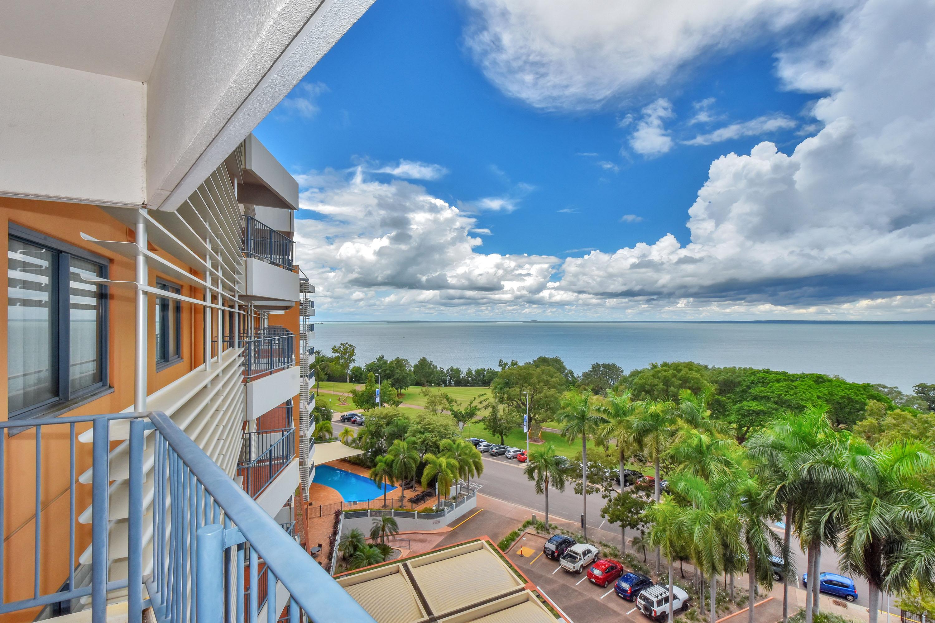 Aparthotel Mantra On The Esplanade Darwin Esterno foto